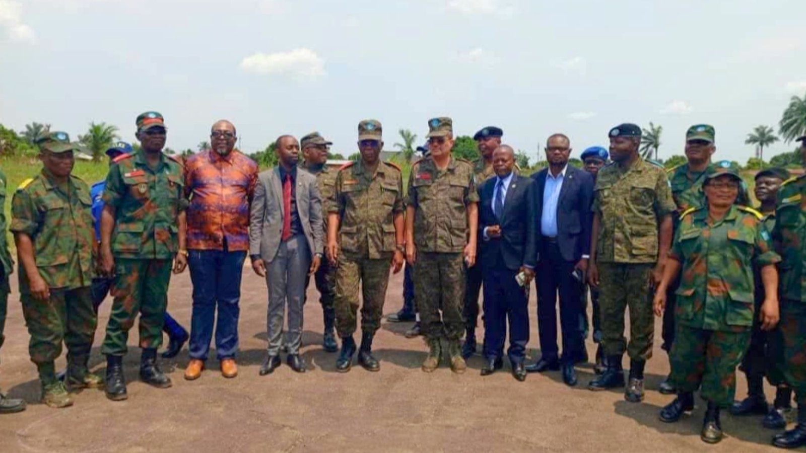 c781906b9618ab0d Crash aérien : Le sénateur Jean-Claude Baende présente ses condoléances à l’Armée congolaise et aux familles éprouvées